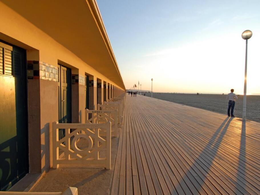 Le Cyrano, Deauville - App. T2 Proche De La Mer Exterior foto